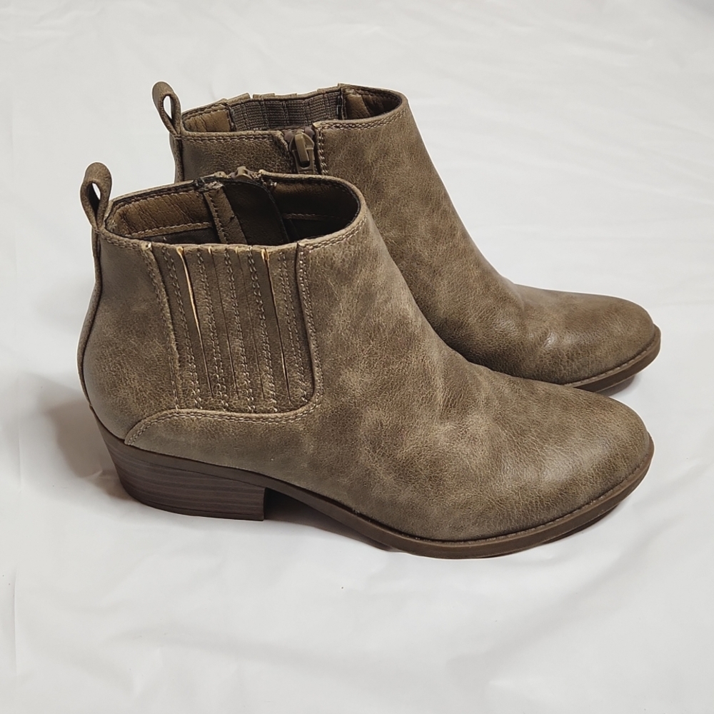Kim Roger's "Praya" Boots
